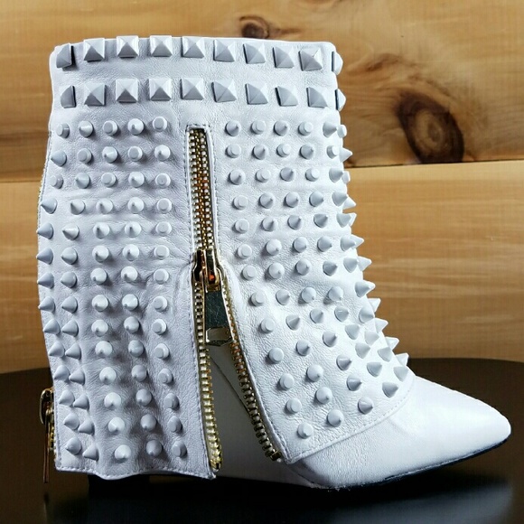 Lust for life Battle White Leather Sizes 7.5-11 - Picture 2 of 4